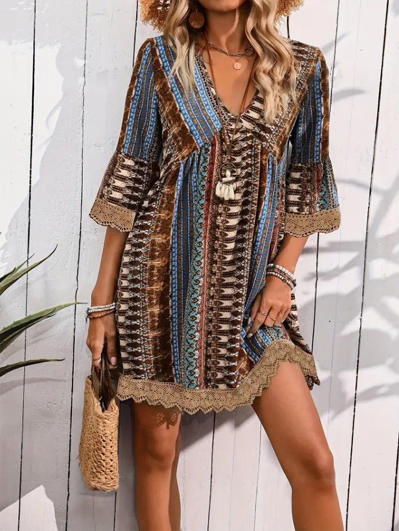 Vestido Boho Feminino com Decote em V - Estampa Étnica e Modelagem Fluida para Praia